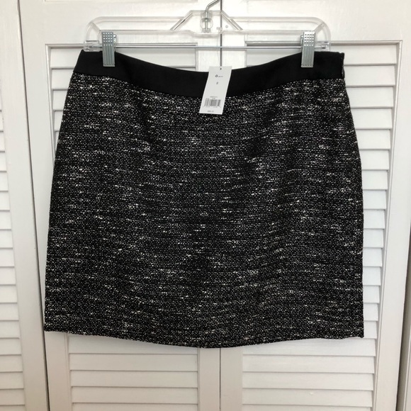 Banana Republic Dresses & Skirts - BNWT Banana Republic Tweed Skirt
